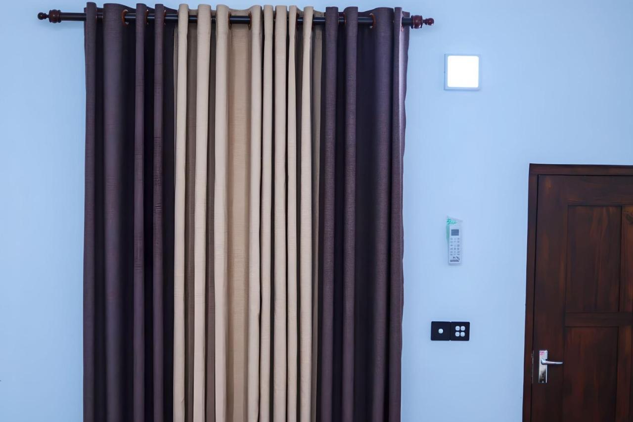 Hotel Royal Hub Kudapaduwa Zewnętrze zdjęcie