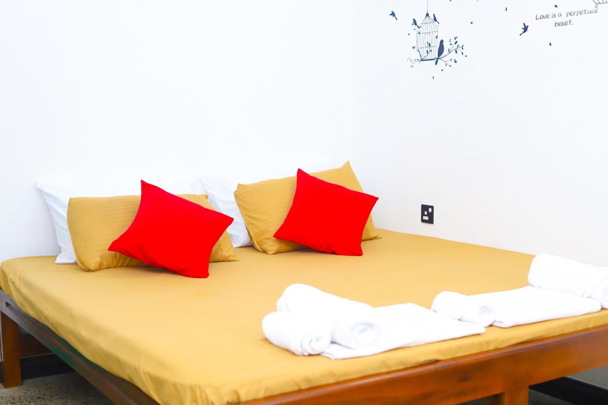 Hotel Royal Hub Kudapaduwa Zewnętrze zdjęcie